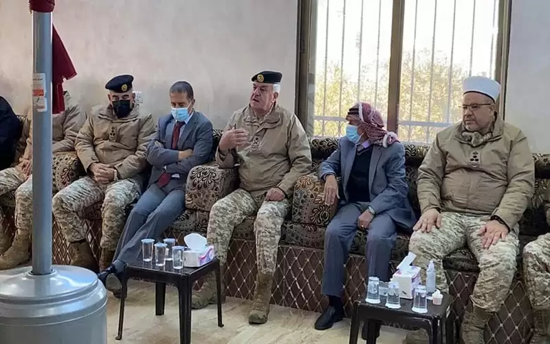 الحنيطي يعزي عشيرة العبيدات - صور