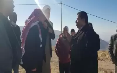 الكسبي يستمع للمواطنين في الطفيلة ويوعز