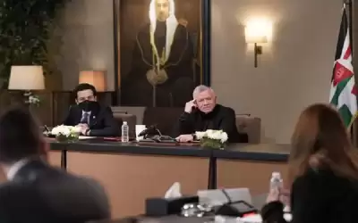 الملك: نريد أحزابا قائمة على برامج