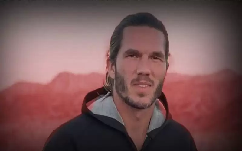 القضاء الإيراني يحكم بسجن فرنسي بتهمة