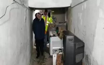 ترحيل 13 شخصا من بيت آيل