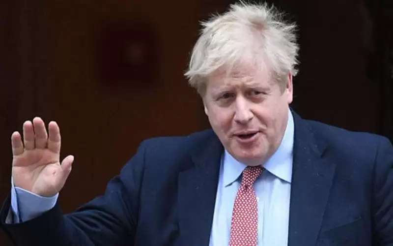 محادثة هاتفية بين جونسون وبوتين بشأن