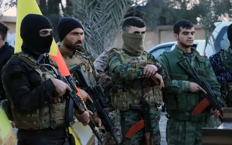 اشتباكات في محيط سجن هاجمه تنظيم