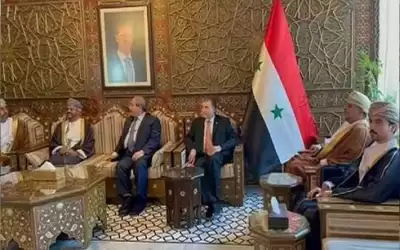 وصول وزير خارجية عمان إلى دمشق