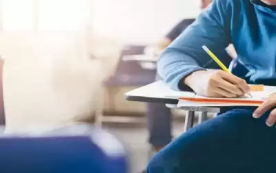 طلبة التوجيهي يلتحقون بالمدارس وجاهيا الثلاثاء
