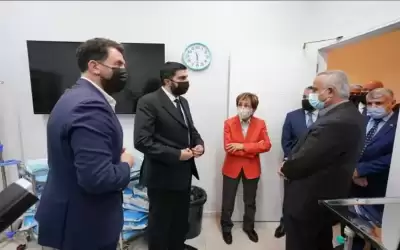 الأميرة بسمة تطمئن على مرضى حملة