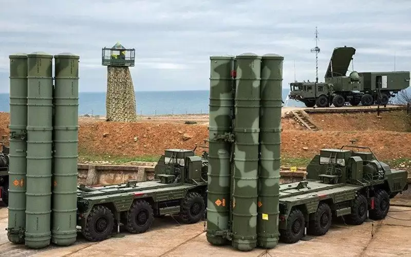 روسيا تنقل منظومات أس 400 إلى