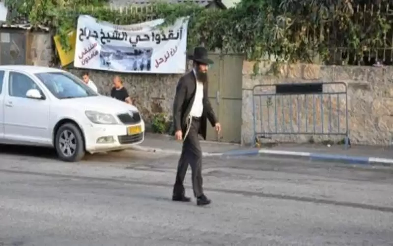 أهالي الشيخ جراح يحبطون محاولة مستوطن