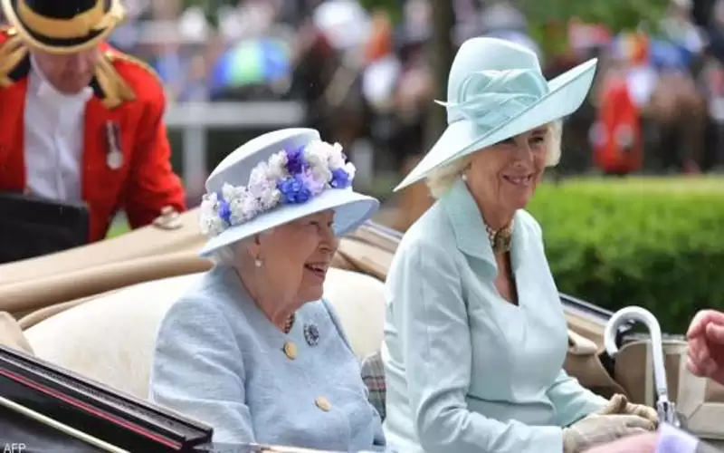 الملكة إليزابيث تتمنى أن تصبح كاميلا