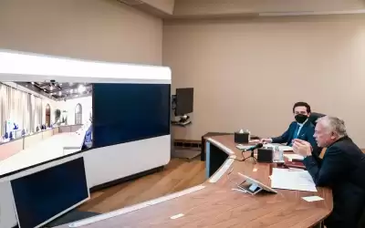 الملك: أولوية المرحلة المقبلة تسريع النمو