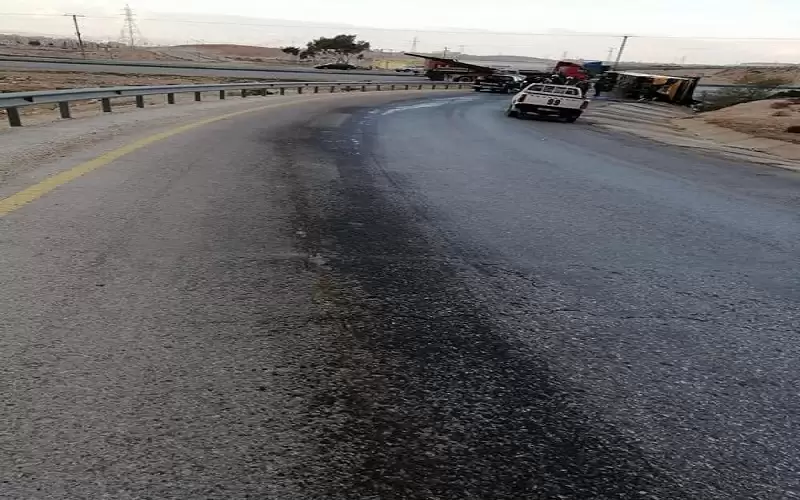 الدوريات الخارجية تتعامل مع تدهور لحافلة