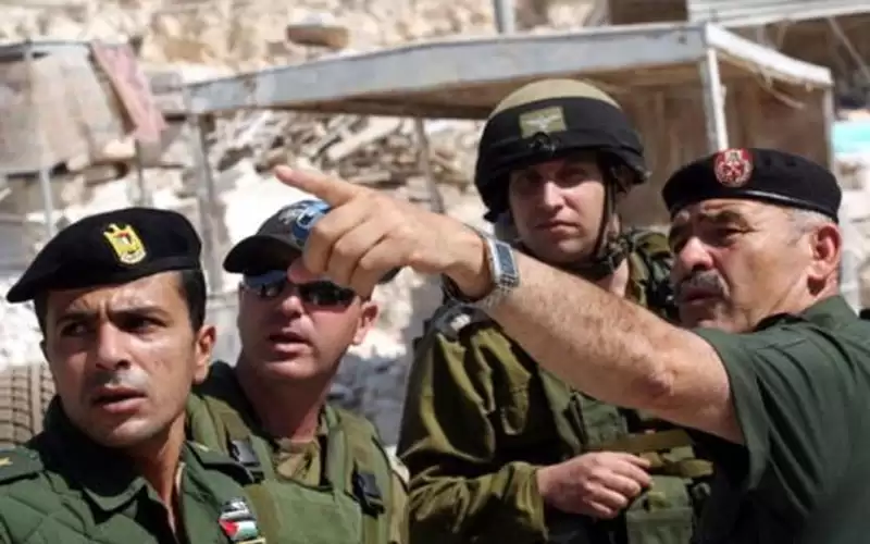 المركزي الفلسطيني يوقف التنسيق الأمني