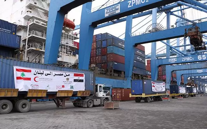 سفينة مساعدات مصرية تغادر إلى لبنان