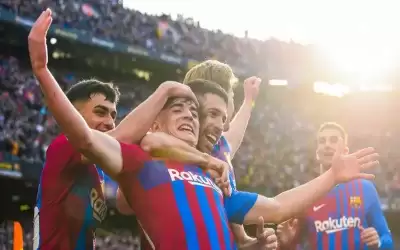 برشلونة يغرد (هلا بالخميس) .. فما