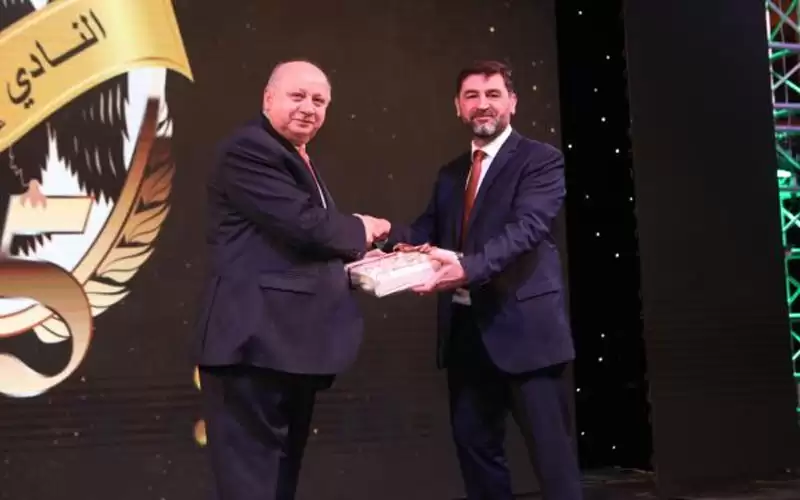 شقم يحتفظ برئاسة النادي الأهلي