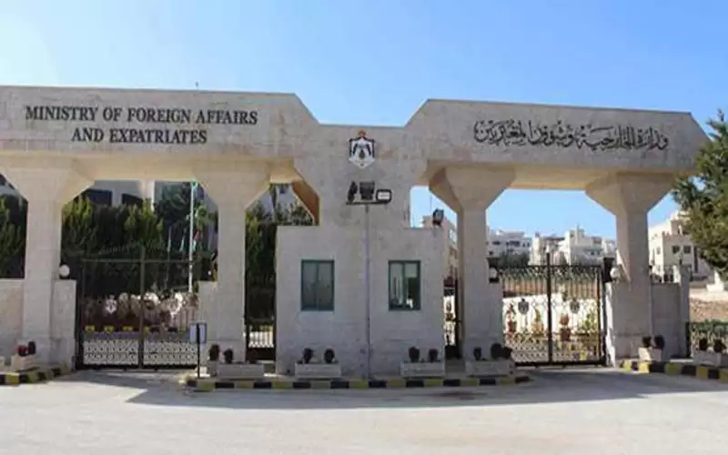 الخارجية: خلية أزمة لمتابعة الوضع في