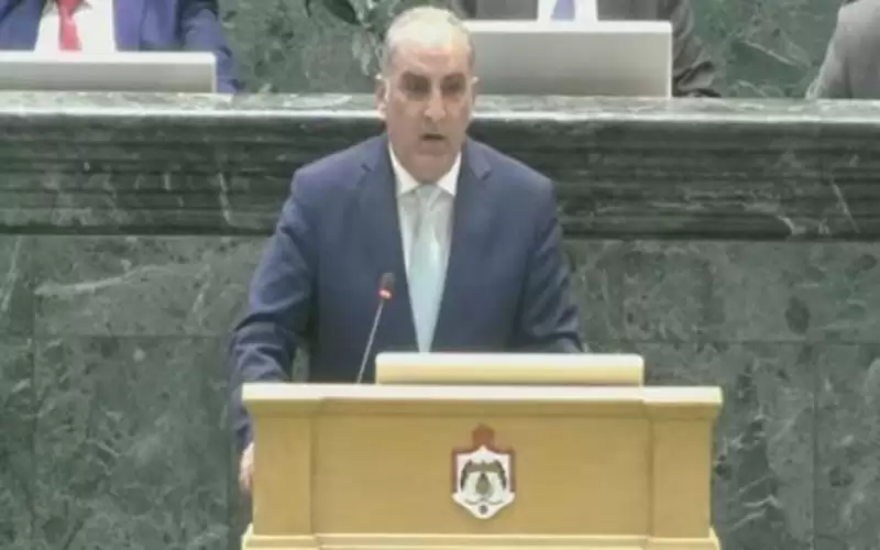 النائب الرواشدة: ينتظرنا عام مجهول يتخلله