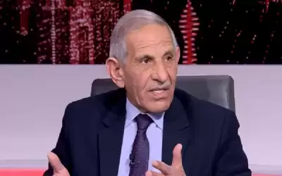 الخرابشة يستهجن استمرار فحوصات كورونا في