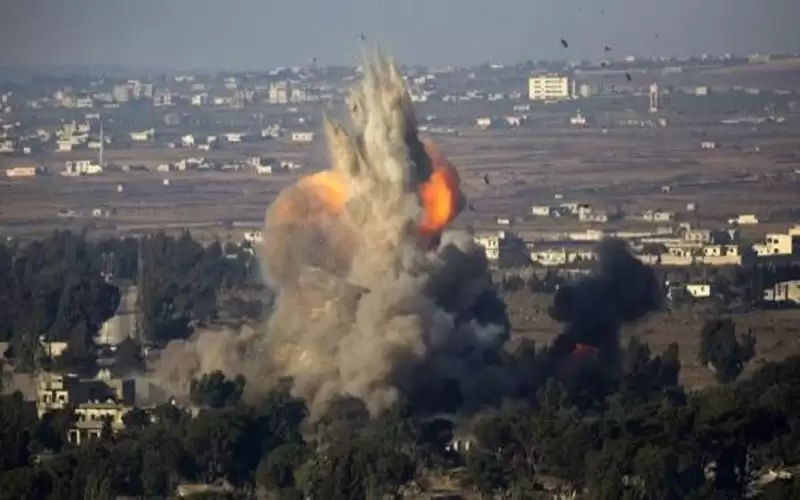 الاحتلال يستهدف جنوب دمشق بعدة صواريخ