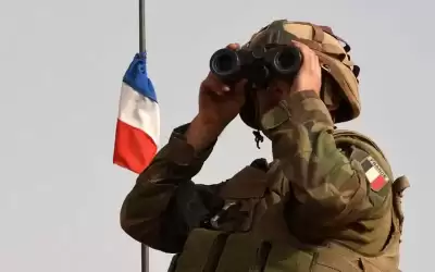 فرنسا وشركاؤها يقررون الانسحاب العسكري من
