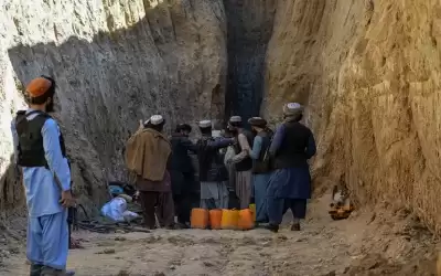 وفاة طفل عالق في بئر بأفغانستان