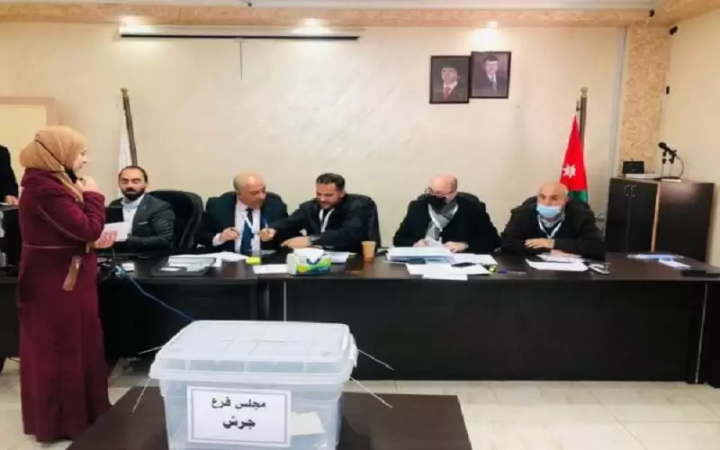 إغلاق الصناديق في انتخابات فروع نقابة