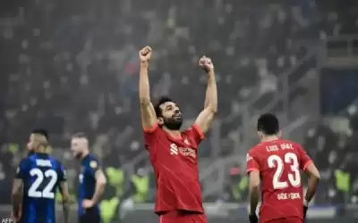 صلاح يقترب من قائمة الأساطير
