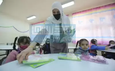 4 دنانير للمعلم عن كل حصة