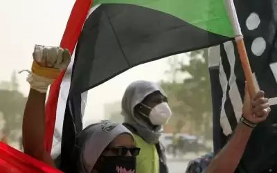 الأمن السوداني يستخدم الغاز المسيل للدموع