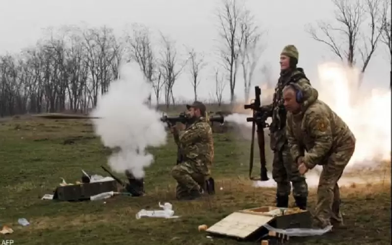 قذيفة أوكرانية تدمر نقطة تفتيش حدودية