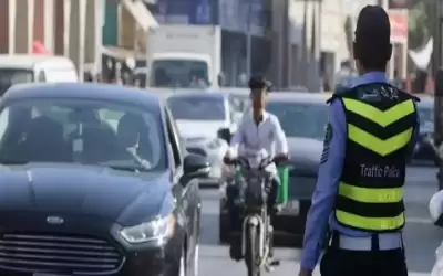 السير.. فتاة لم تستخدم جسر المشاة