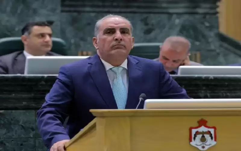 الرواشدة يدعو لدعم وكلاء السياحة المحليين