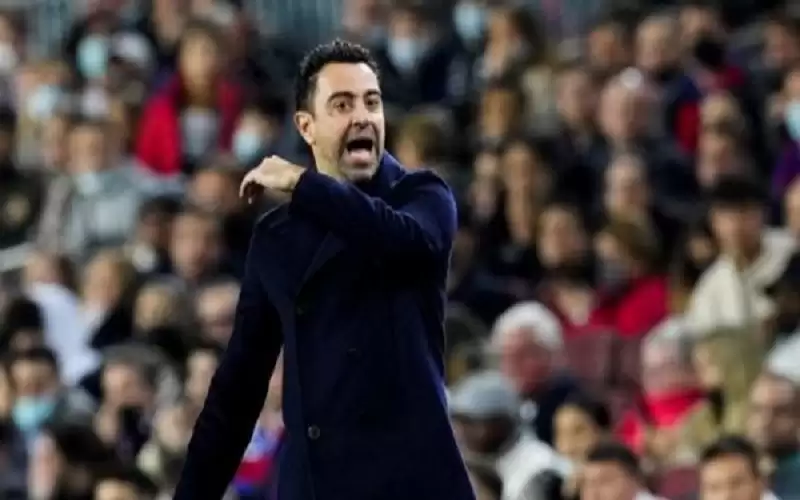 ردا على سباليتي .. تشافي يقحم