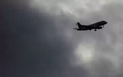تحطم طائرة ركاب مدنية في جزر