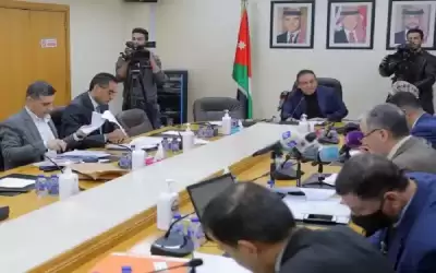 مالية النواب توصي بتحويل مخالفات بلديات