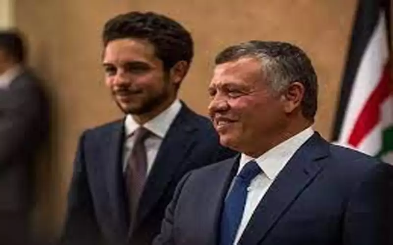 الملك وولي العهد يتلقيان برقيات تهنئة