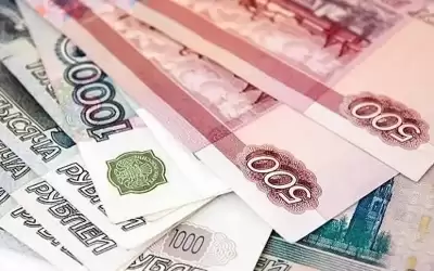 انخفاض الروبل الروسي 30 % بعد