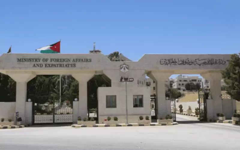 الخارجية تعزز كوادرها على المعابر الأوكرانية