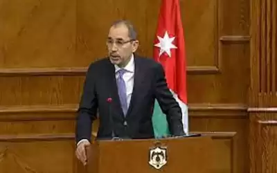 الصفدي ينقل رسالة من الملك إلى