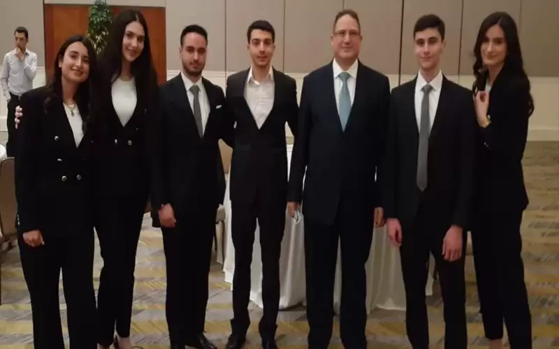 الأميرة سمية للتكنولوجيا تفوز بمسابقة المحلل