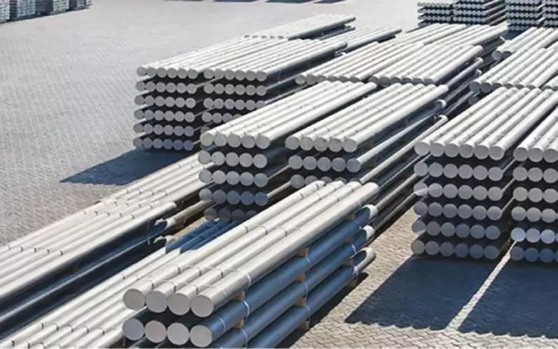 الألمونيوم يصعد إلى رقم قياسي جديد