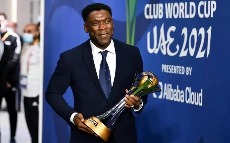 سيدورف يعلن إسلامه من هي المرأة