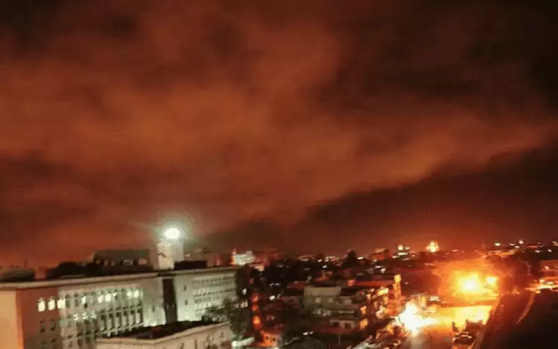 صواريخ تضئ سماء دمشق