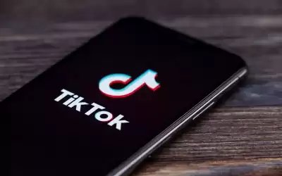 تطبيق تيك توك يعلق إمكانية نشر