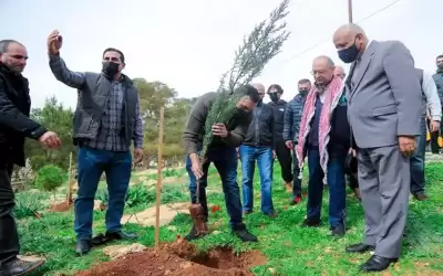 الأمير عمر بن فيصل يرعى يوم