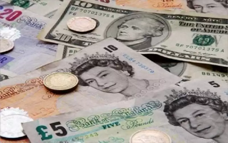 هبوط الاسترليني واليورو أمام الدولار