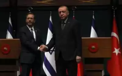 أردوغان ولعبة “الكاميرا والابتسامة” والألغاز مجددا
