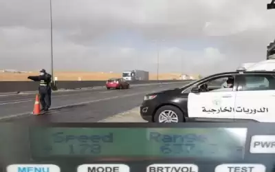 ضبط 3 مركبات تسير بسرعات جنونية