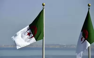 جزائري يعود لأهله بعد أن ظل