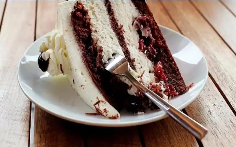 كيكة تتسبب بوفاة طالب مدرسة